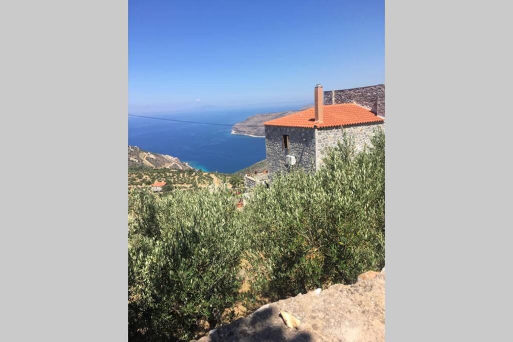 Πύργος Παραδοσιακός Με Μαγευτική Θέα - Villa Traditional Tower With Amazing Sea View Areopoli Dış mekan fotoğraf