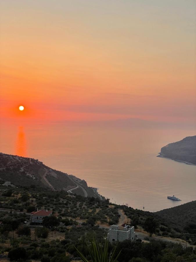 Πύργος Παραδοσιακός Με Μαγευτική Θέα - Villa Traditional Tower With Amazing Sea View Areopoli Dış mekan fotoğraf